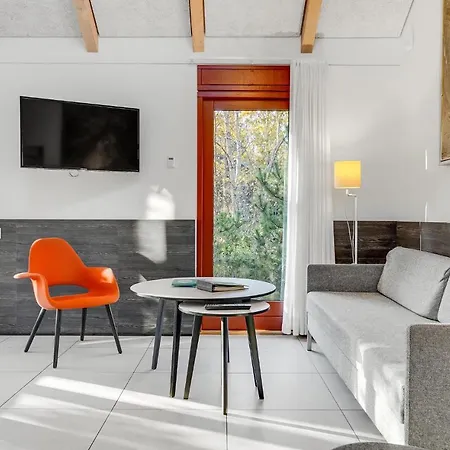 Stunning In With Kitchen