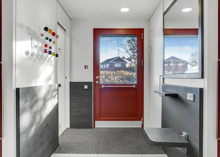 Stunning In With Kitchen